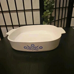 Corning Ware with blue‎ flowers